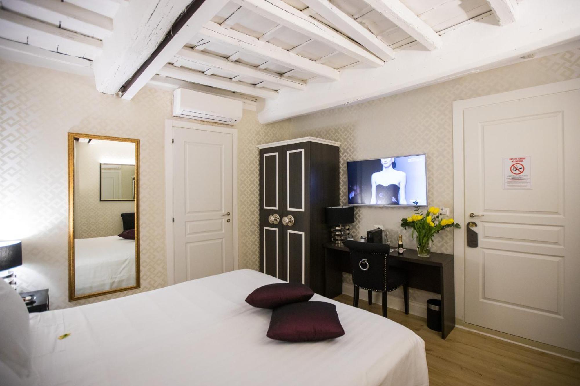 Minerva Relais Bed & Breakfast Рим Екстериор снимка